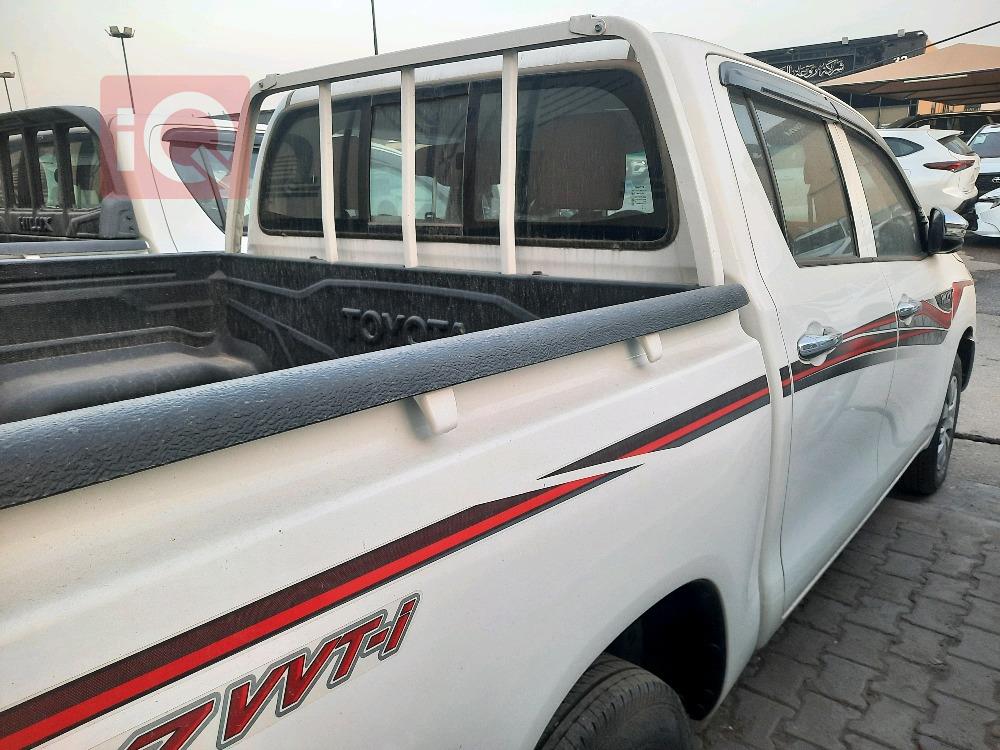 تويوتا هايلوكس